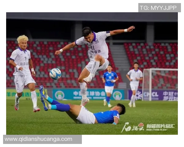 足球明星传授实用技巧视频合集助你提升球技与比赛表现