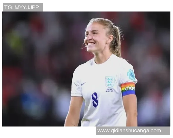 足球明星热议女足发展与未来展望精彩视频分享